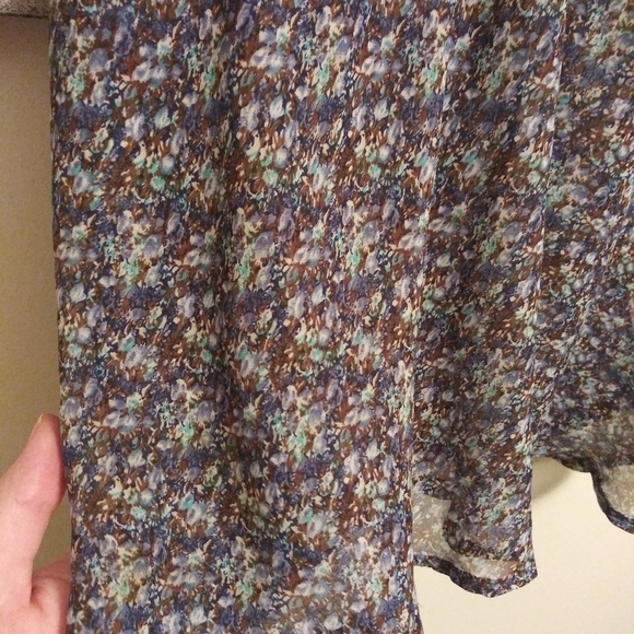 Lace top - Picture 4 of 5